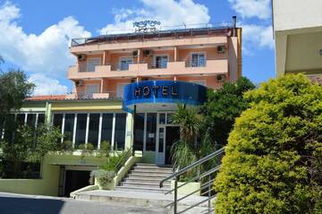 Отель Hotel Kangaroo Будва